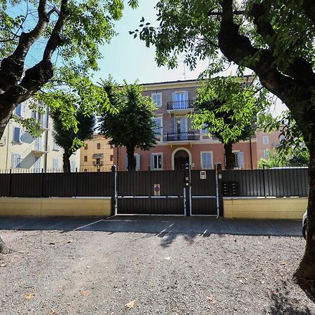 Residence Del Centro Modena Kültér fotó